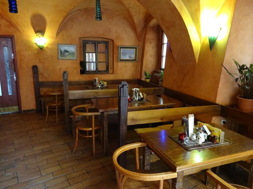 Penzion Konselsky Senk Domažlice Buitenkant foto