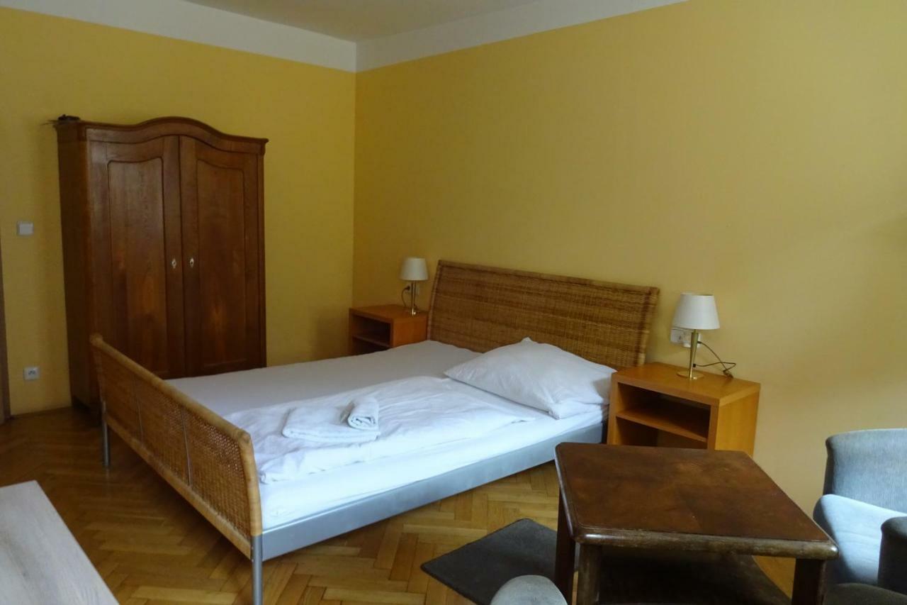 Penzion Konselsky Senk Domažlice Buitenkant foto